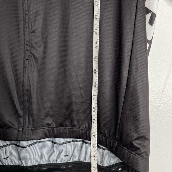 Trek‎ cycling top with pockets- pride colors size XXL - Picture 6 of 6